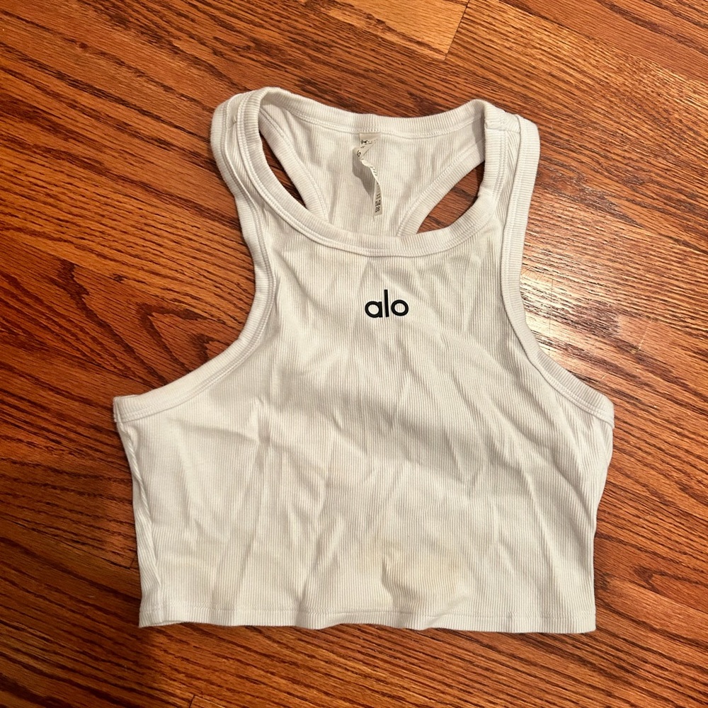 White alo rank top